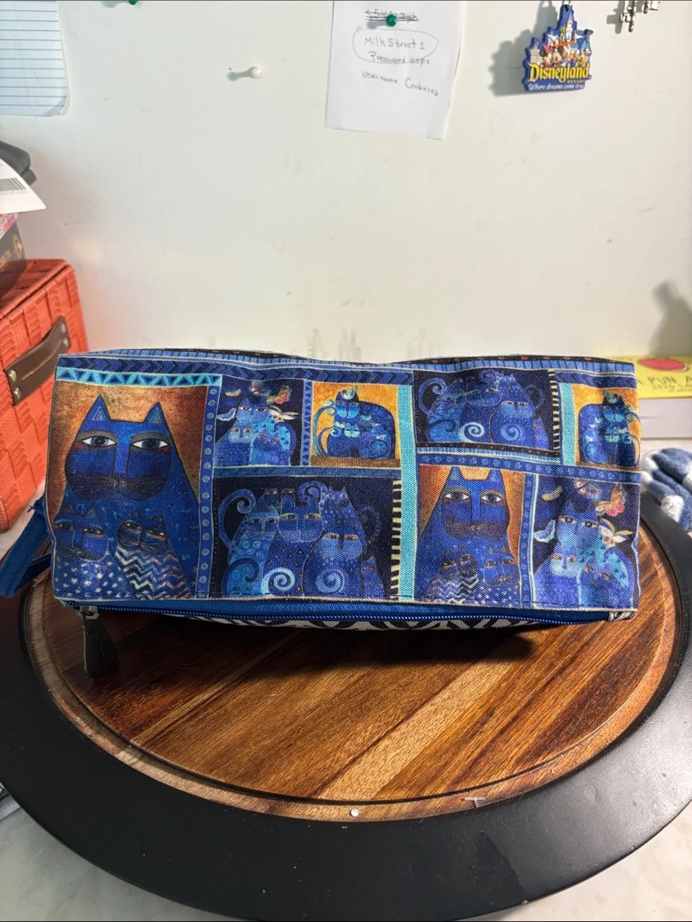 Laurel Burch indigo cat flap crossbody bag